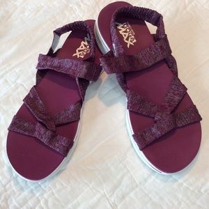 skechers chaco look alikes